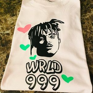 Selling T-Shirts